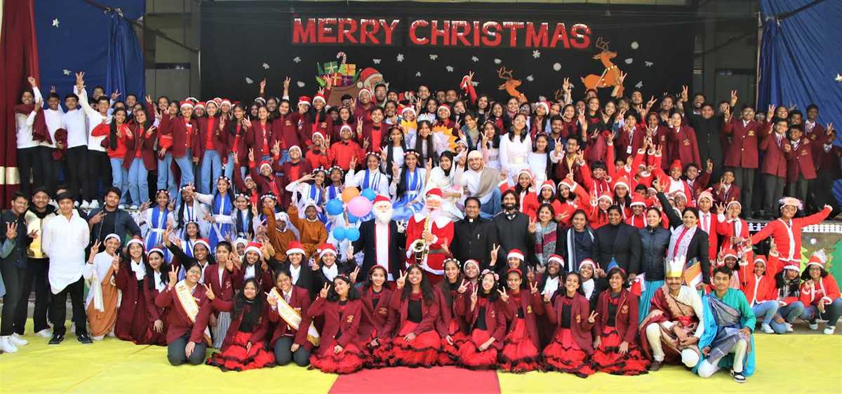 सेंट जोसफ विद्यालय में हर्षोल्लास के साथ मनाया गया क्रिसमस दिवस